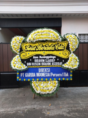 Papan Bunga Duka di Mojowarno