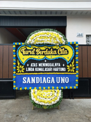Papan Bunga Duka di Mojowarno
